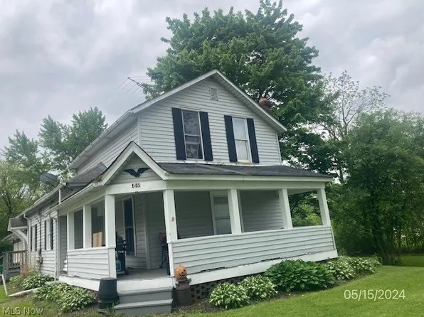 145 Center St, Chardon, OH 44024