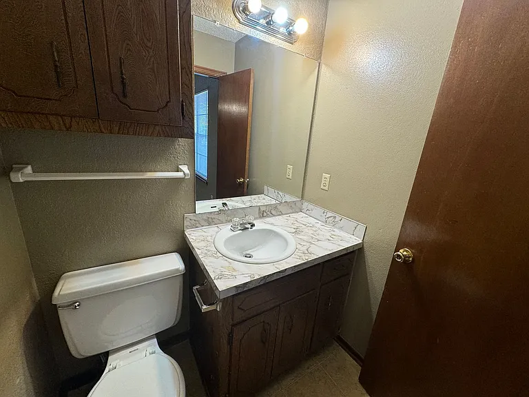 1403 S 121st East Ave — Photo 17