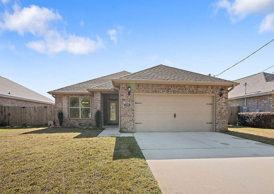 1st image of 252 Schneider Dr