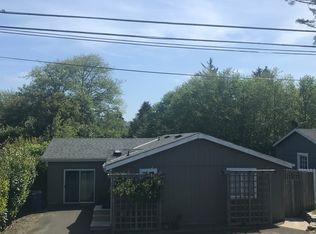2710 NE Quay Ave, Lincoln City, OR 97367