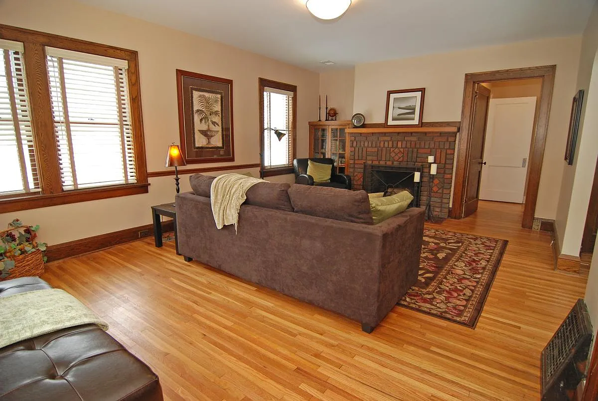 Comfy living room w/ hardwood floors - 4852 Drew Ave S