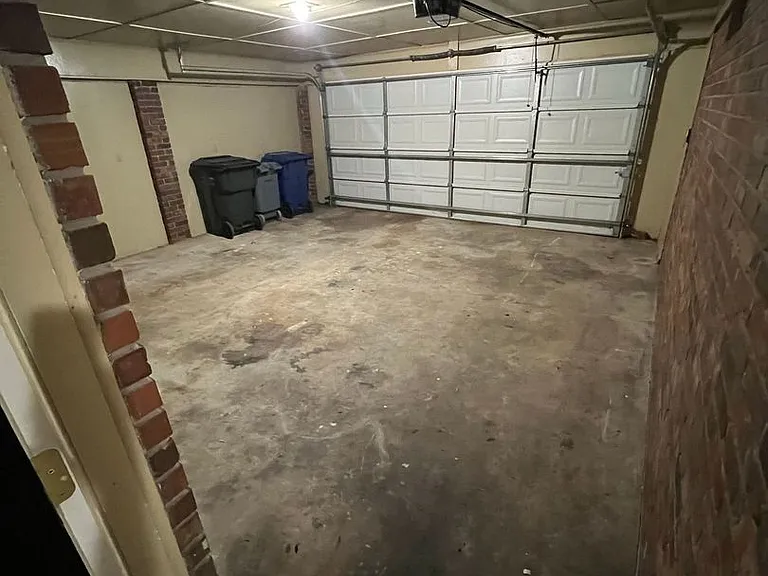3861 Imperial Dr — Photo 17