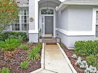 176 Johns Glen Dr, Saint Johns, FL 32259