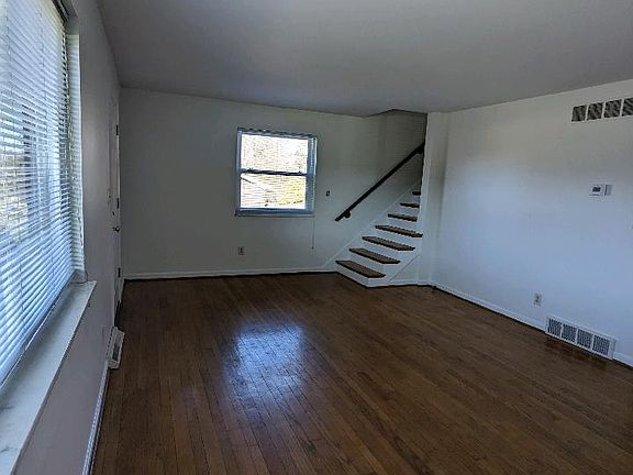 4th image of 1525 Dixie Hwy #1525