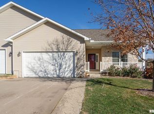 1811 E 6th St, Coal Valley, IL