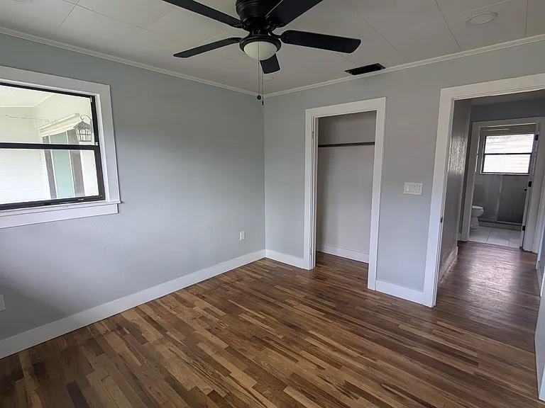 1014 Hayden Rd — Photo 9