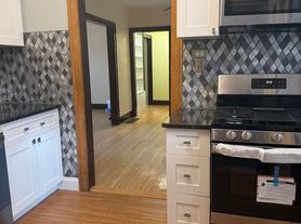 3847 N Linder Ave, Chicago, IL