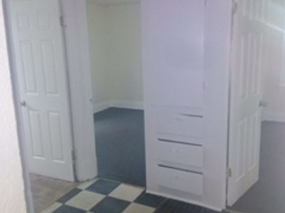 3rd image of 1248 Kensington Ave