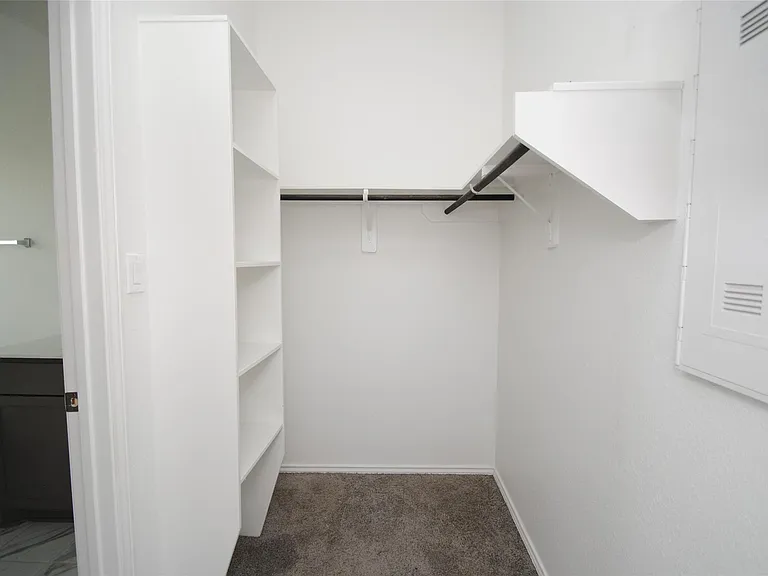 24978 Tidmor Ln — Photo 14