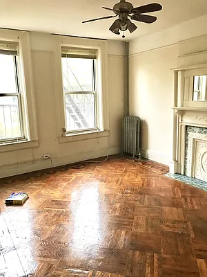 Rented by U2Apartment LLC | media 24