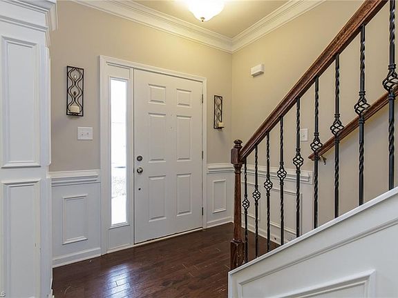 3rd image of 106 Cape Fear Dr