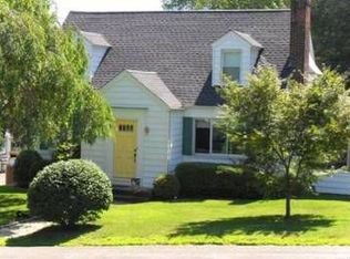 23 Beardsley St, Shelton, CT 06484