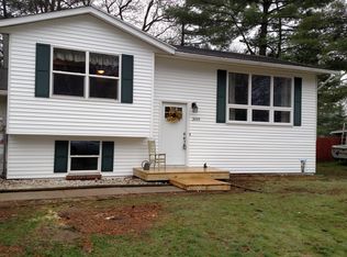 3019 Riggie St, Midland, MI 48640