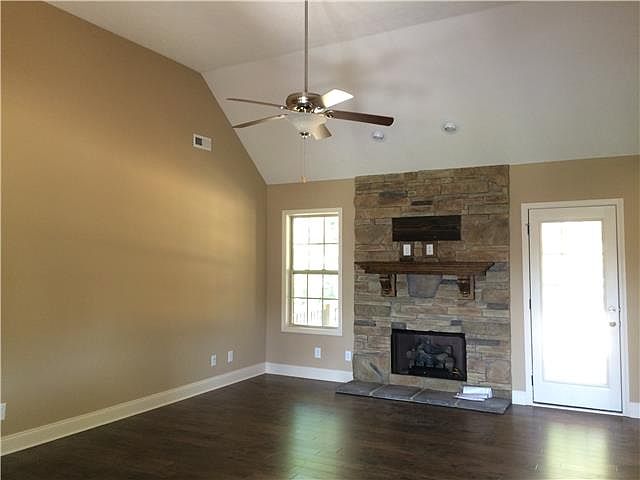 1st image of 957 Bonellis Ln