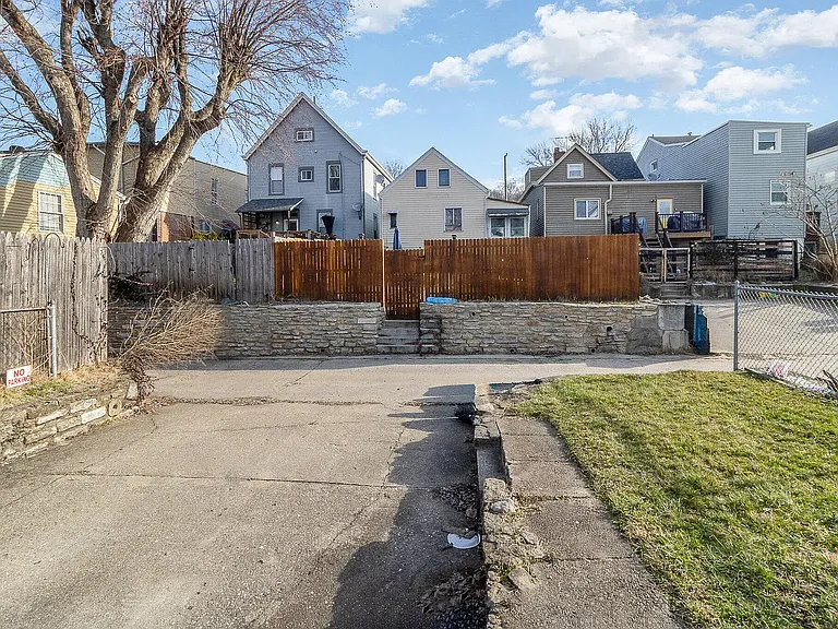 447 Washington Ave #A — Photo 9