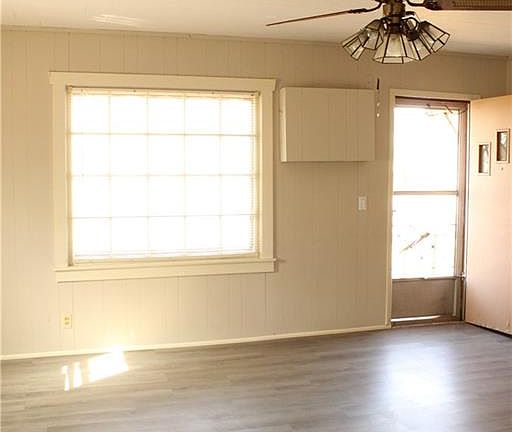 2nd image of 3014 Dirr Ave