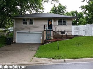 16 Beckman Cir, Malcolm, NE 68402