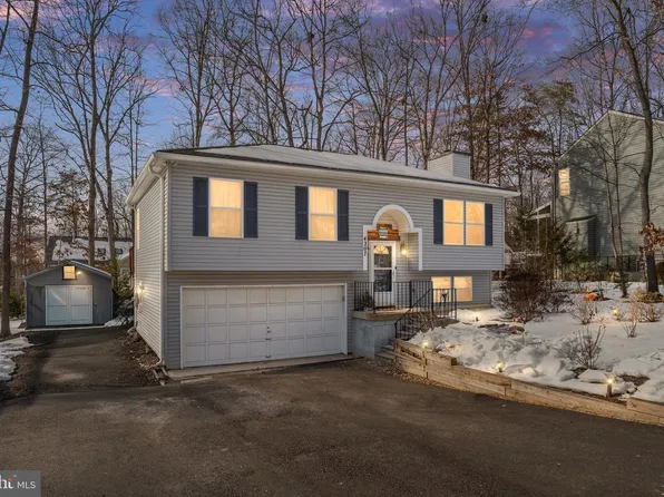 4207 Lakeview Pkwy, Locust Grove, VA 22508