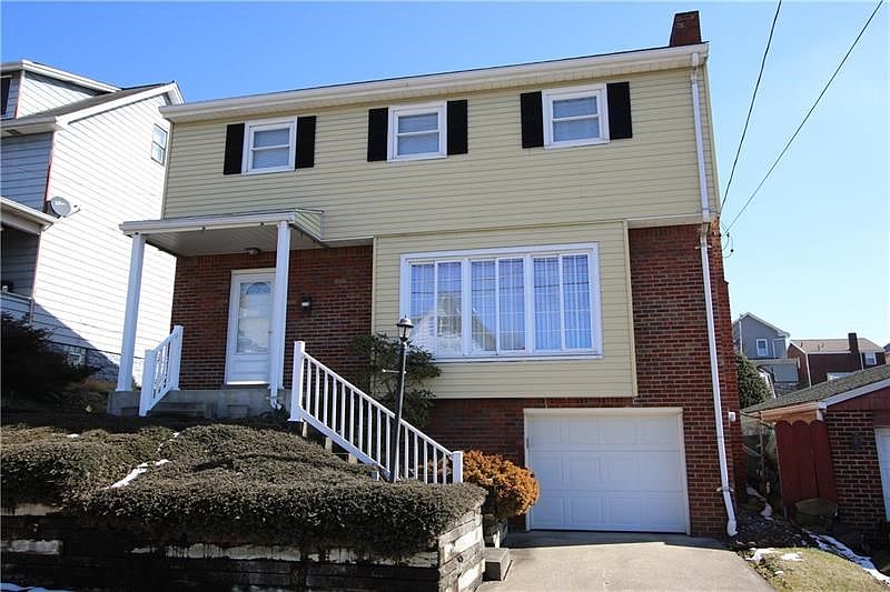 SPACIOUS 3 Bedroom Brick 2 Story located in Desirable Christy Park offering a Nice Back Yard