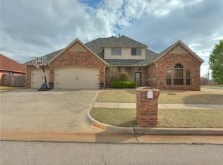 9344 SW 22nd St, Oklahoma City, OK 73128