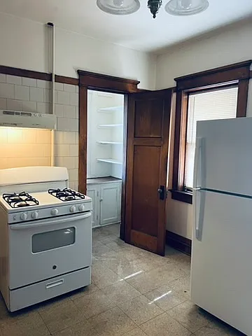 3902 N Port Washington Ave #A — Photo 11