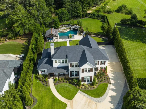 28 Waters Ln, Pike Road, AL 36064