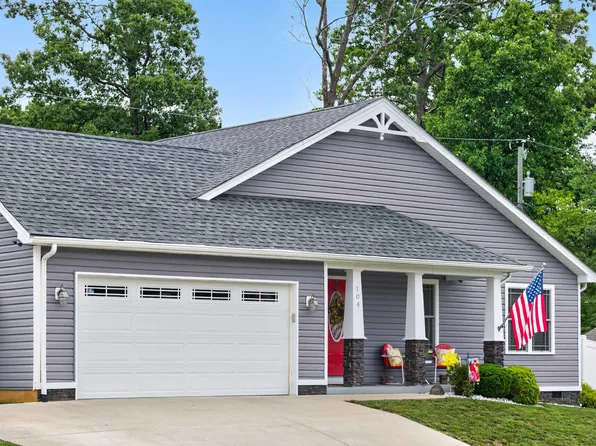 104 Oakstone Run, Staunton, VA 24401