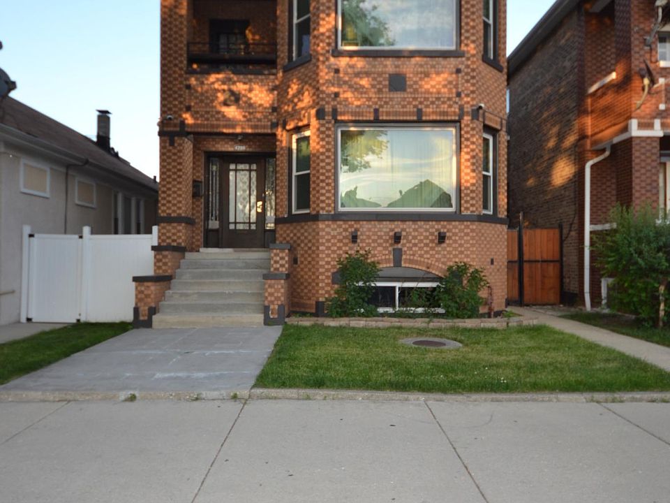1st image of 4735 S Karlov Ave #1