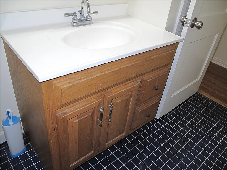 5125 Locust St — Photo 13