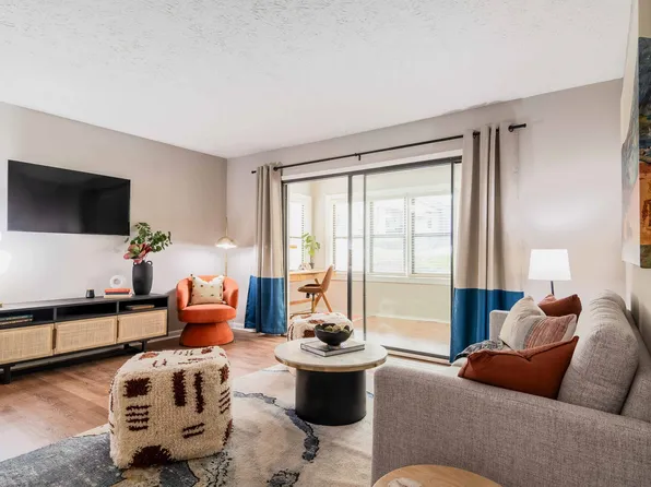 Rosemont at East Cobb Apartments