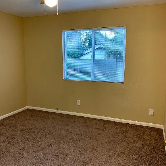 2660 Franklin Blvd #A — Photo 9
