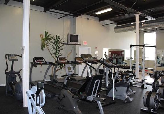 5th image of 7401 Harmony Mls W