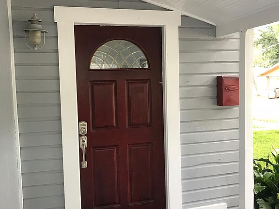 4th image of 414 E Forest Ave