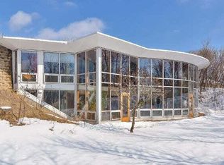 1721 Desoto St, Saint Paul, MN 55117