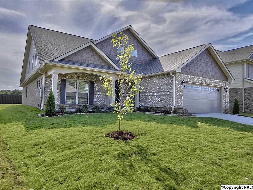 1st image of 12 Nandina Ln SW