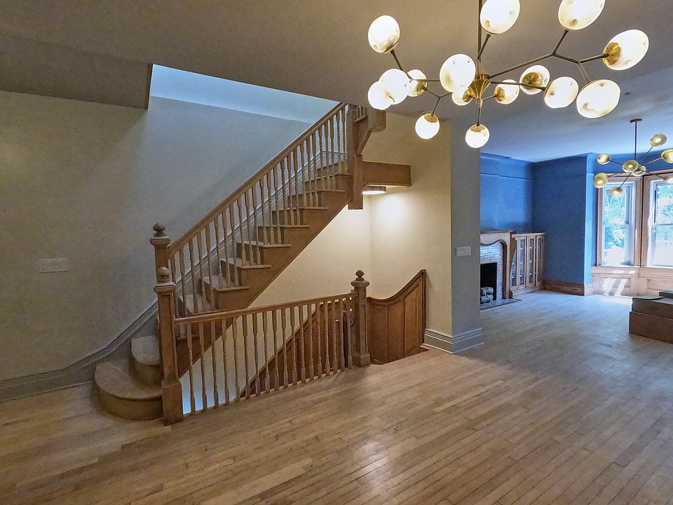 1st image of 819 Prospect Pl #1