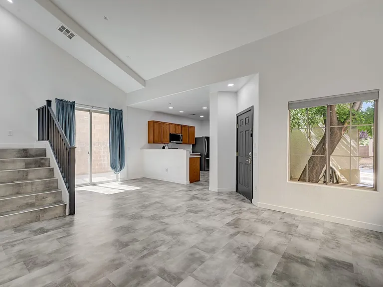 9929 Markhorn Ct — Photo 9