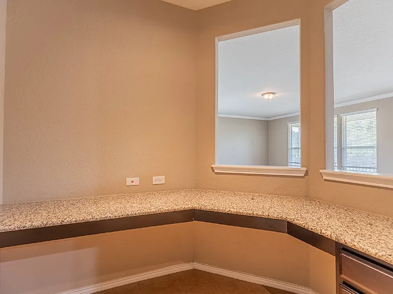 12939 Texas Gold — Photo 20
