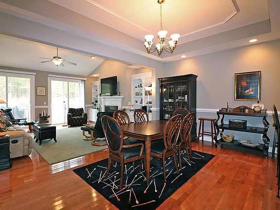 5th image of 610 Lighthorse Cir