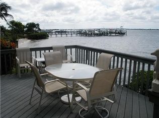 2090 NE Ocean Blvd, Stuart, FL 34996