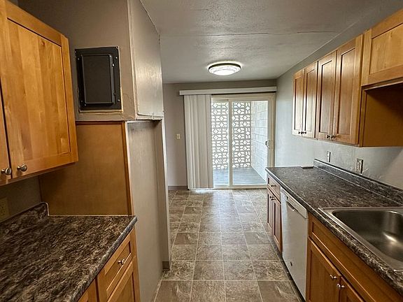 4th image of 160 Van Giesen St #312