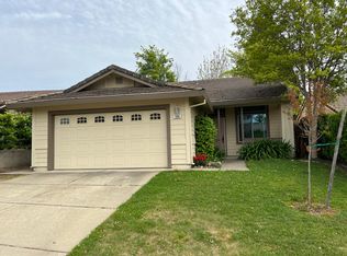 106 Farham Dr, Folsom, CA 95630