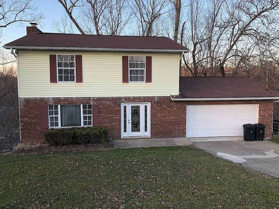 1st image of 1910 Oakridge Dr