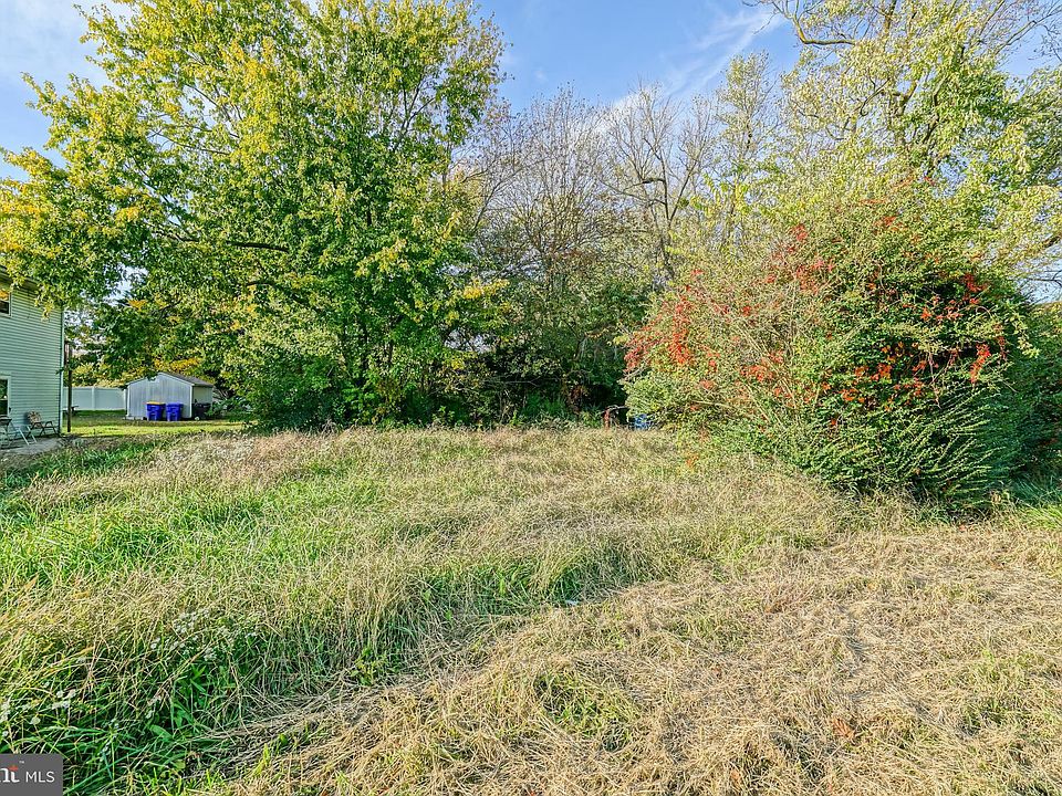 2nd image of 17680 Beaver Dam Rd