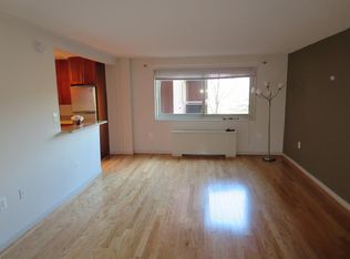 7333 New Hampshire Ave APT 300, Takoma Park, MD 20912