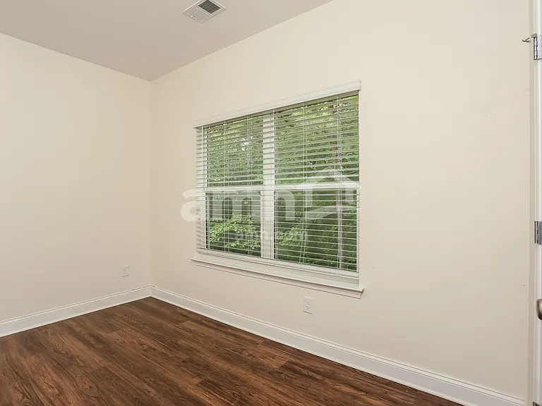 422 Oscar Way — Photo 13