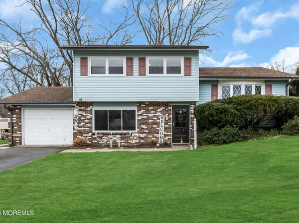5 Nebraska Drive, Jackson, NJ 08527