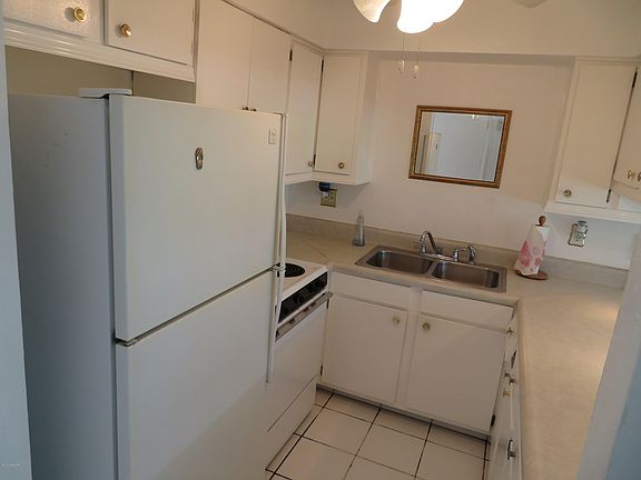 3rd image of 1441 N Atlantic Ave APT 118