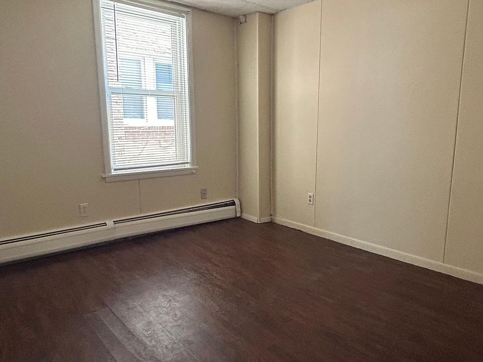 217 Walcott St 2, Pawtucket, RI 02860 Zillow