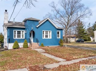 8 Universal Ave, Edison, NJ 08820